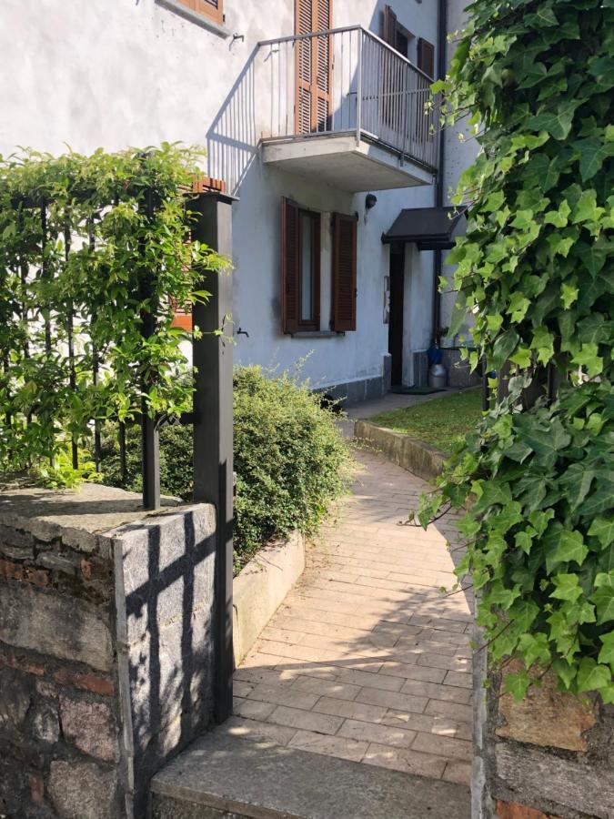 Casa Nonna Elide Lejlighed Besozzo Eksteriør billede
