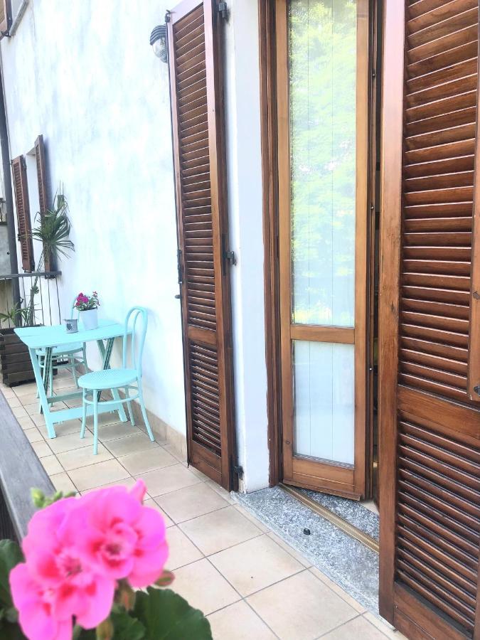 Casa Nonna Elide Lejlighed Besozzo Eksteriør billede